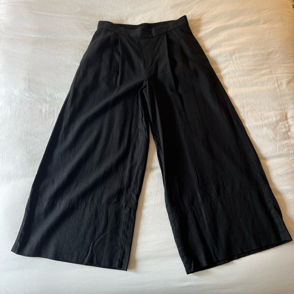 Banana Republic Black Wide Leg Crop Pants